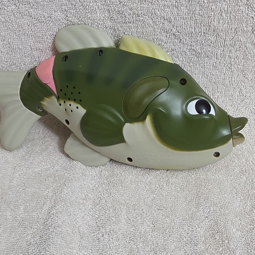 Singing fish wall mount - fish,